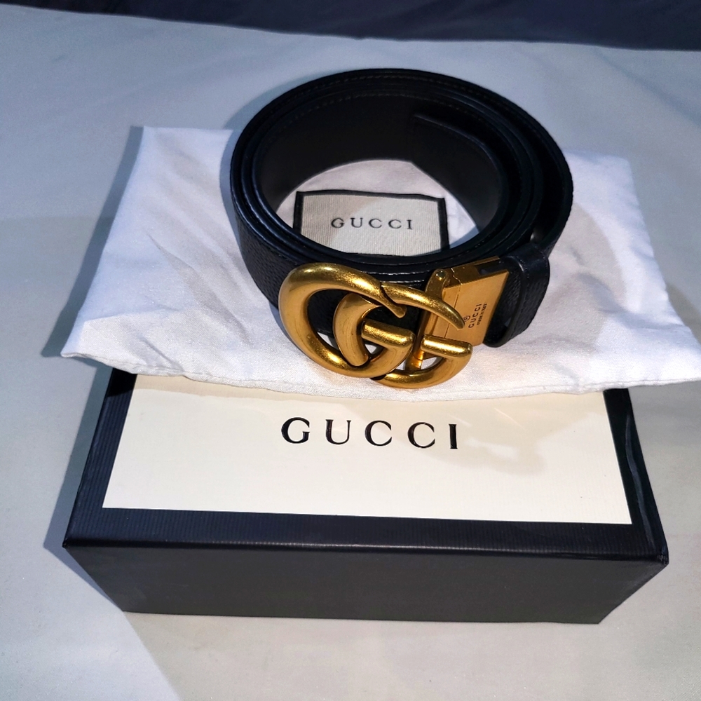 GUCCI GOLD BLACK LEATHER BELT WITH DOUBLE G BUCKLE